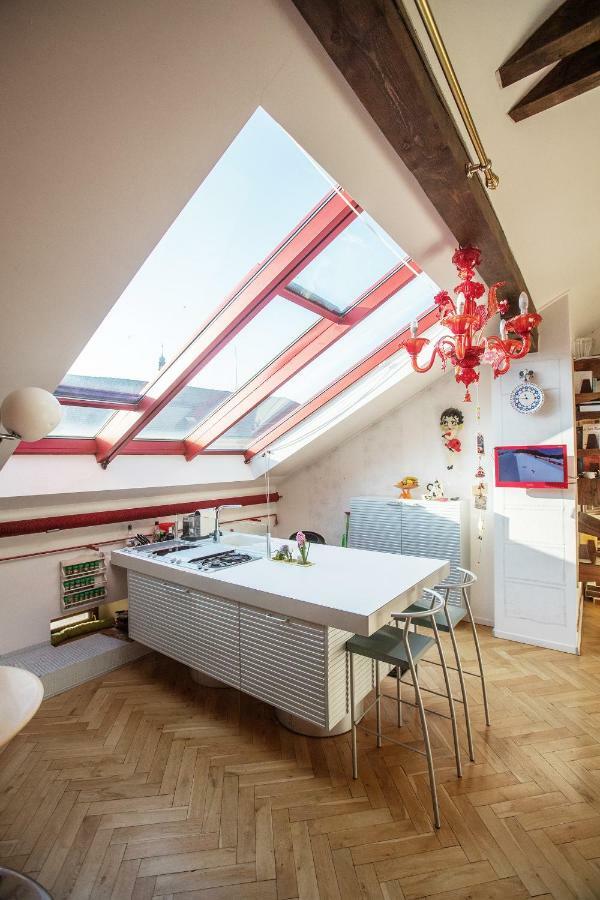 Апартаменти Unique Luxury Loft With Terrace In Old Town Прага Екстер'єр фото